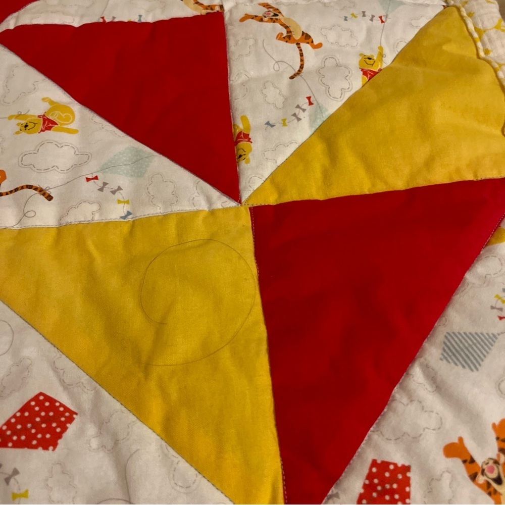Vintage Winnie the Pooh and Tigger baby blanket, 36x20" - Picture 4 of 12